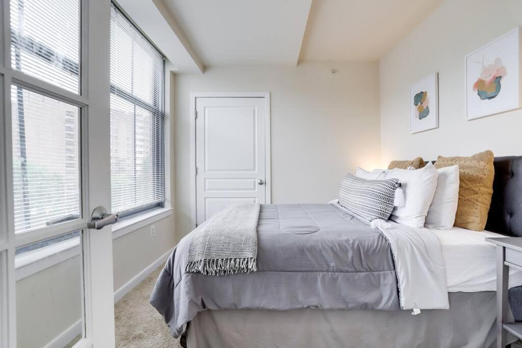 Fantastic 2 Bedroom Condo At Pentagon City Arlington Dış mekan fotoğraf