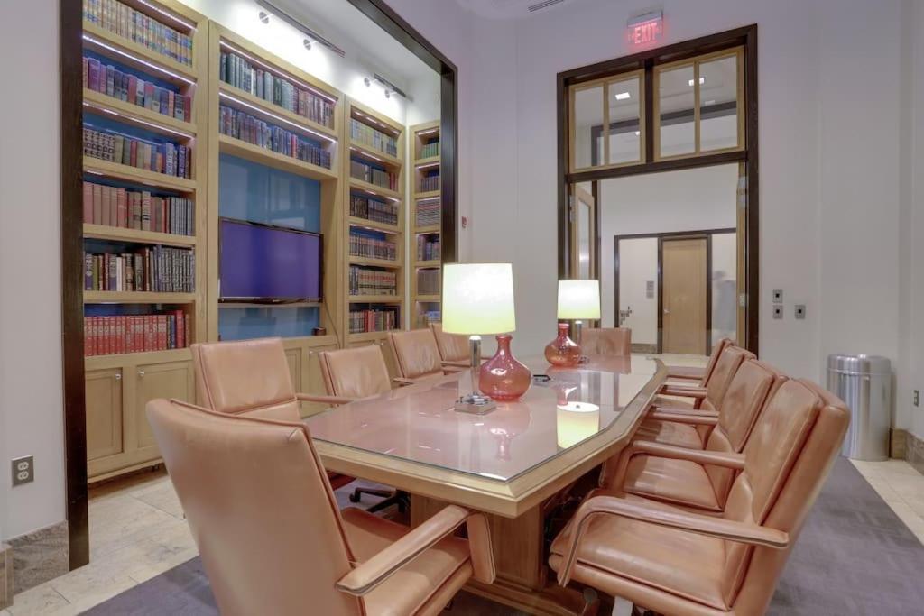 Fantastic 2 Bedroom Condo At Pentagon City Arlington Dış mekan fotoğraf