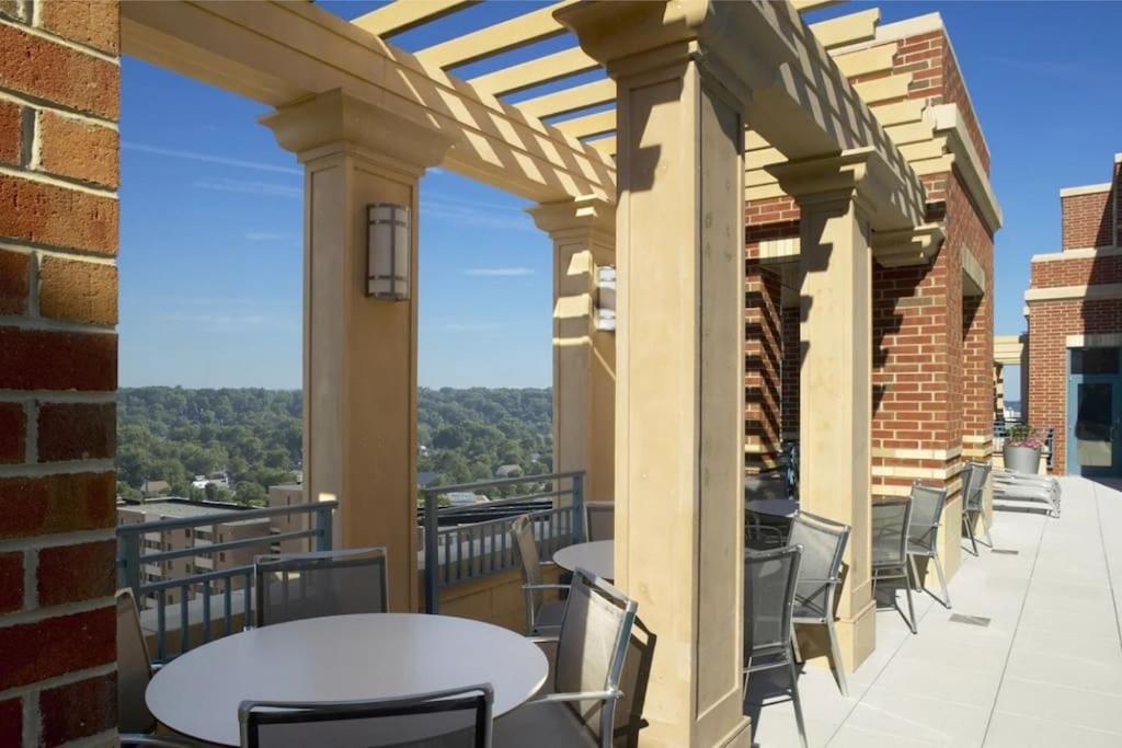 Fantastic 2 Bedroom Condo At Pentagon City Arlington Dış mekan fotoğraf